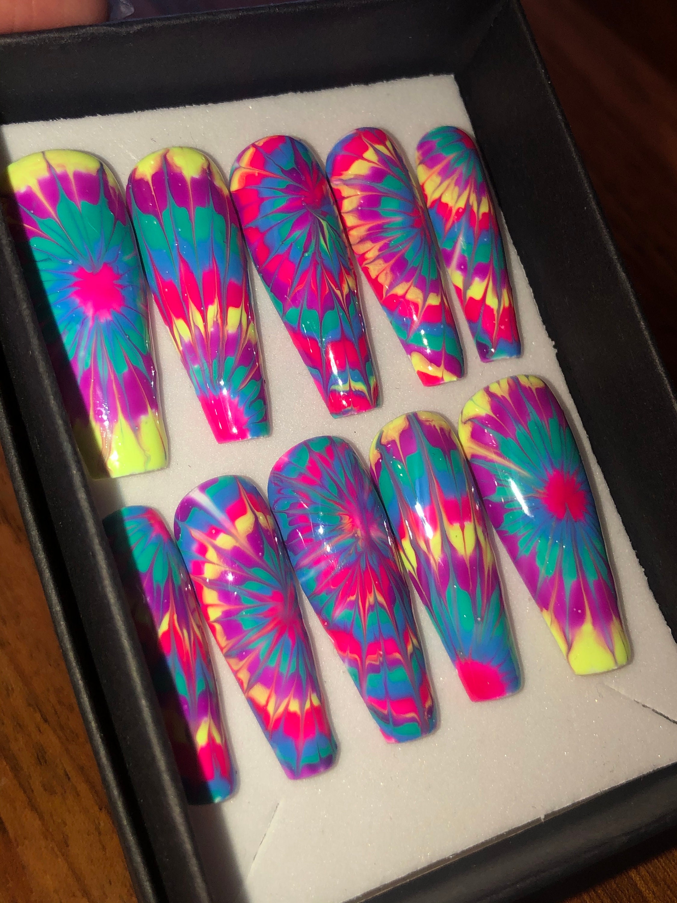 Hippy Tie Dye Press on Nails - Etsy UK