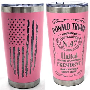 Trump 2024 Laser gravierte 20 Unzen rosa Becher, MAGA für 47 Präsident, ich bin mit Trump, nehmen Sie Amerika zurück, machen Sie Amerika wieder großartig.