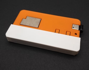 Minimal Flipper Zero Case – Slim PETG Snap-On Cover