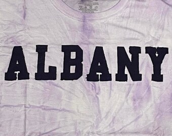 COLLEGE TAILGATE - university at albany (ualbany) purple hand tie dyed trendy oversized tee - size MEDIUM