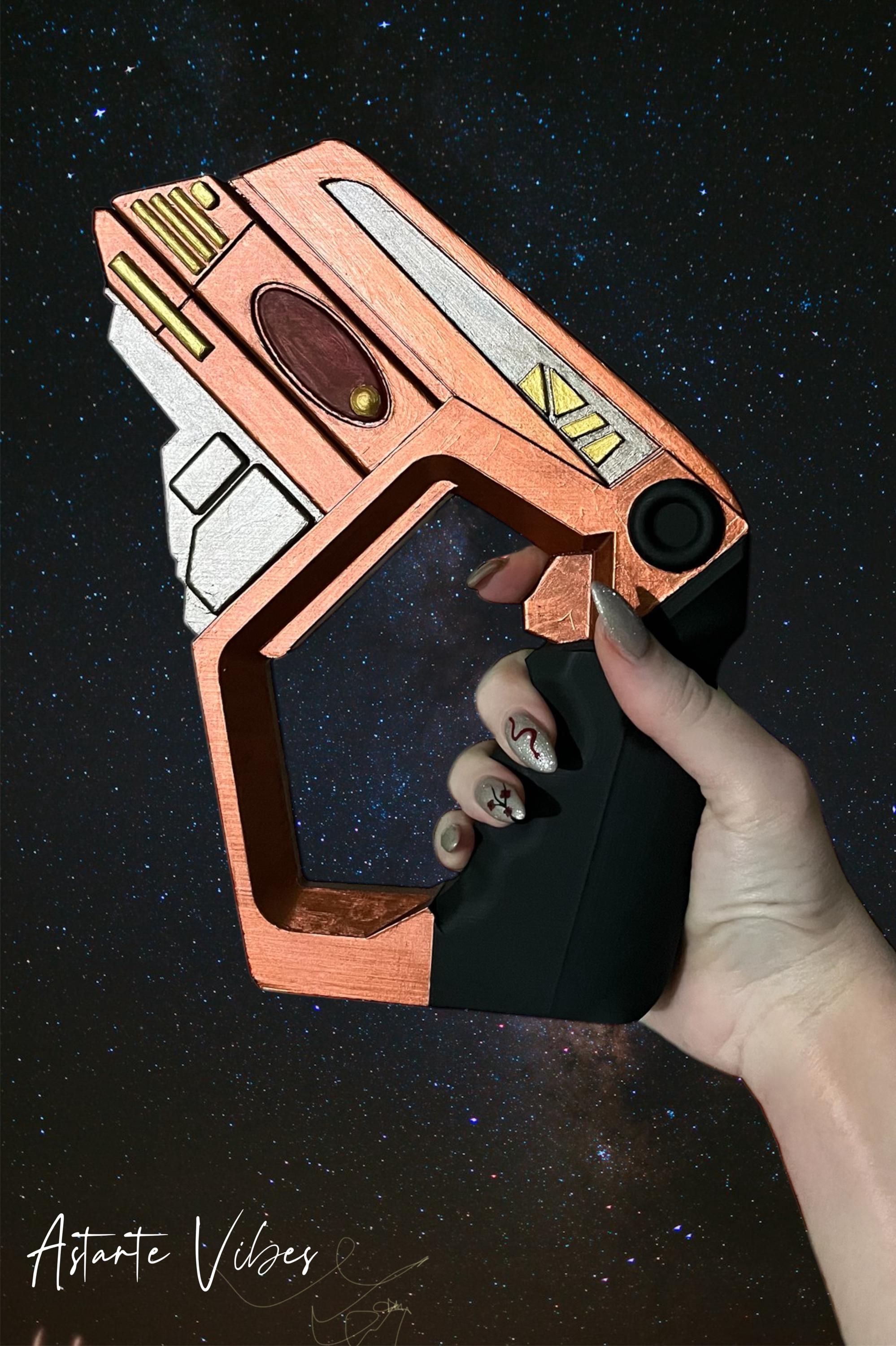 Bajoran Phaser Prop Inspired to DS9 Star Trek Deep Space Nine