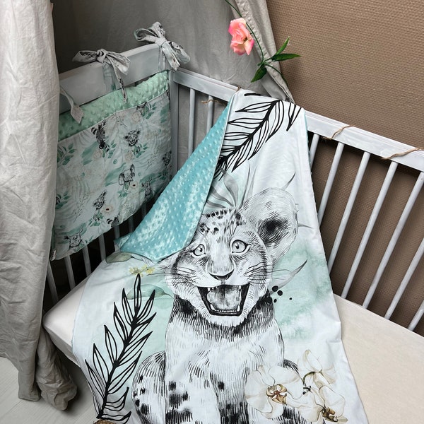 Plaid pour bébé avec motif Lionceau idéal en Cadeau de naissance cousu main en stock envoi rapide