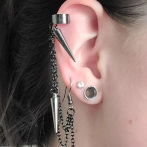 Goth spike earring, asymmetrical black chain earrings, egirl jewelry, gothic aesthetic, chain earring, 90s style grunge S16