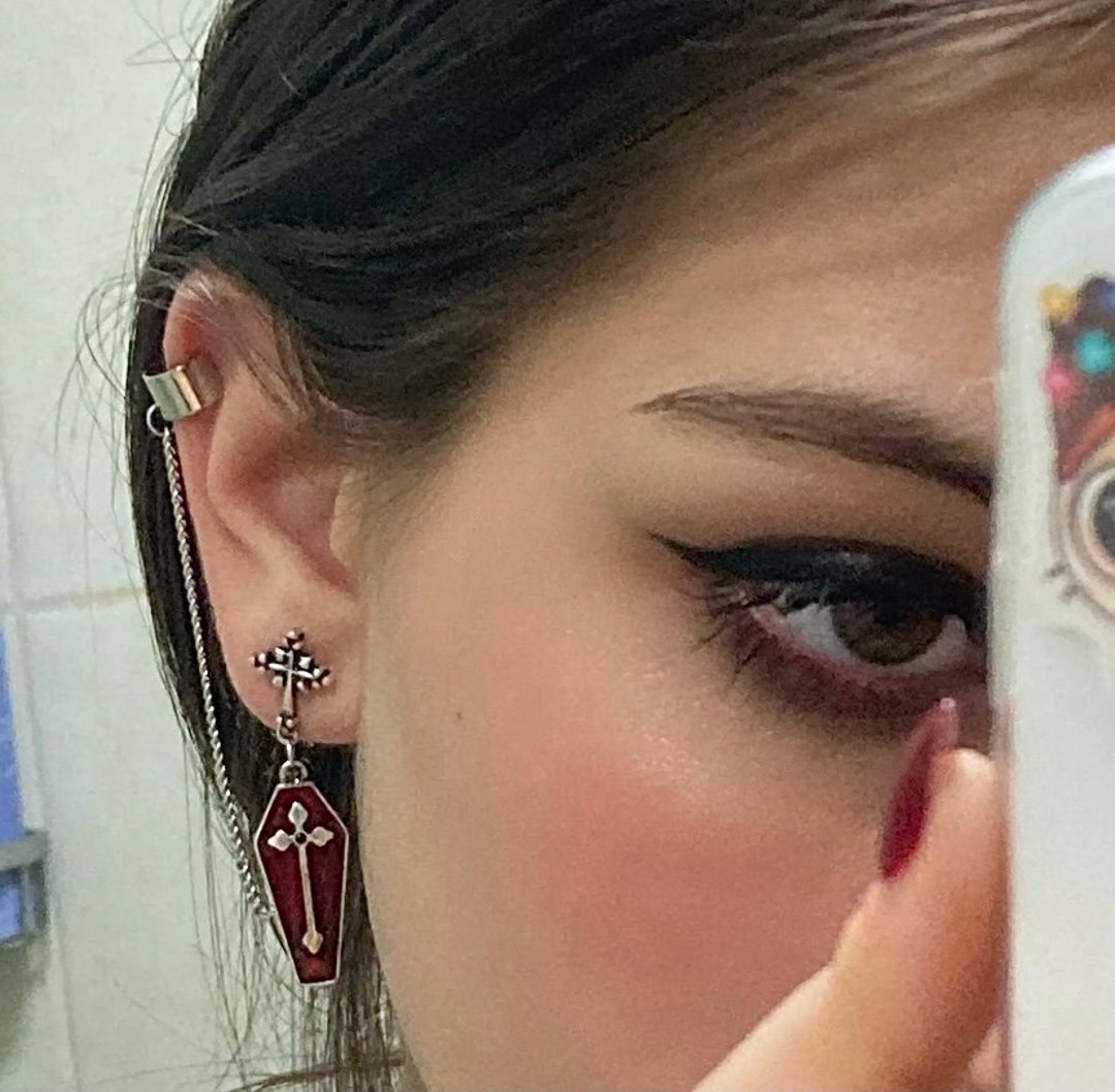 Egirl earrings 2024