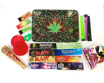 Space Man & Leaf Rolling Tray Set crusher doob tube rolling paper rolling tips cones rolling accessories funky cool designs