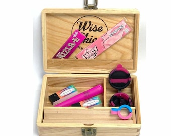 Caja de liar de madera de fresno: papeles rosas, boquillas y accesorios