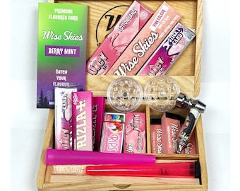 Caja de rollos rosas: papeles Wise Skies, papel de lija, tubos de almacenamiento y más