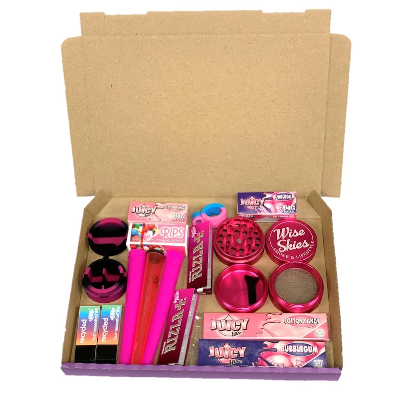 Pink Smoking Set Rolling Papers / Juicy Jay Rolling Papers, Plastic Doob Tubes, Rizla Rolling Papers image 2