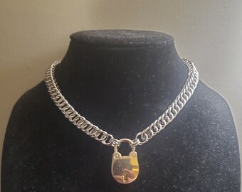 VENUS necklace