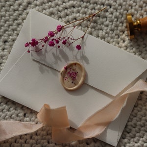 WACHSSIEGEL selbstklebend mit echten Trockenblumen und Goldmetallfolie in warmem rosa Wax Seals self adhesive Briefsiegel