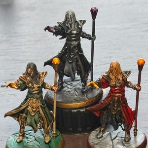 Elf Mage | High Elf, Wood Elf, Drow | Resin | Painted or Unpainted | 32mm