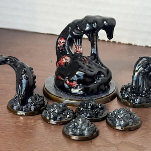 Black Pudding (or Ochre Jelly) w/SPLITS | Ooze | Painted & Unpainted | 32mm DND Miniature Resin