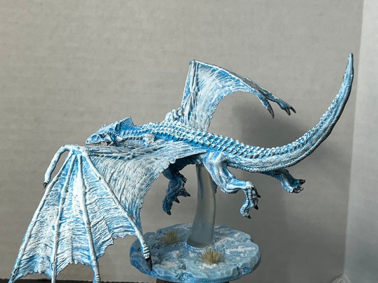 Pro Painted Young White Dragon Cryovain DND Nolzurs Wizkids Etsy
