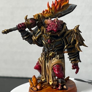 Dragonborn Male Paladin/Fighter DND, resin 28mm Scale Dungeons & Dragons,  Pathfinder Tabletop Miniature