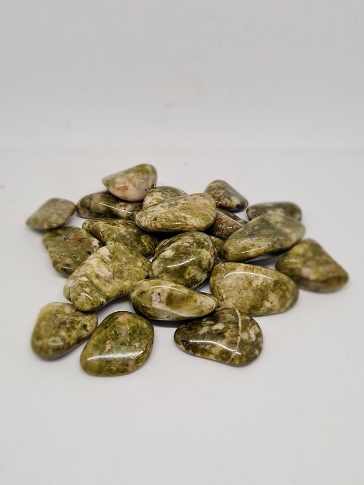 Epidote Qualité Ab 20 à 30mm