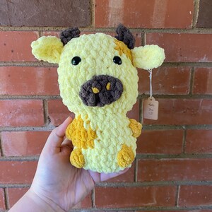 Crochet Cow Plushie, Amigurumi Plush Cow Toy, Cow Farm house Decor, Farm Animal Nursery, Yellow and Brown