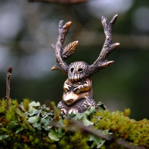 Sylvepouce, petite statuette en bronze massif image 2