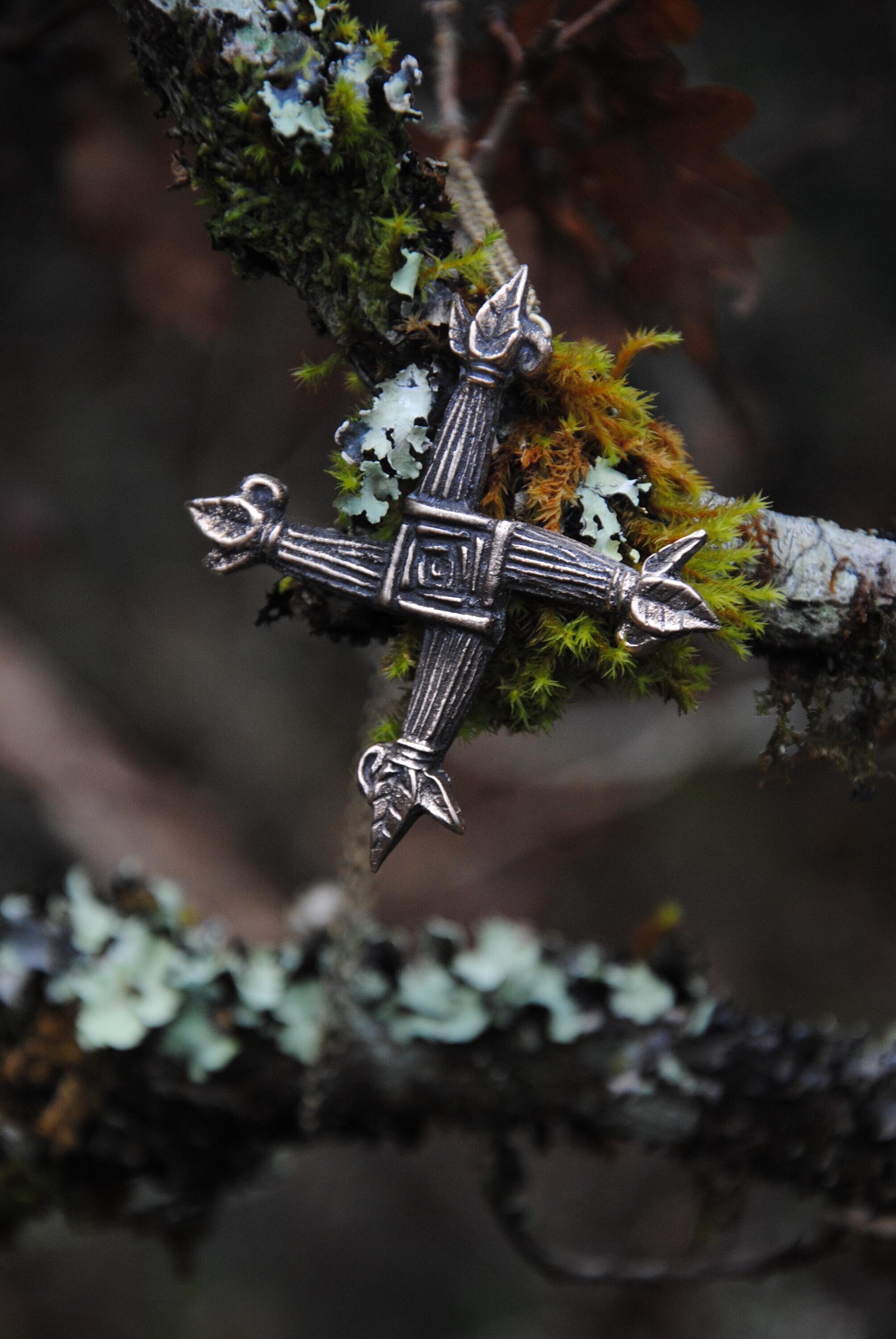 Pendentif croix – Mon Bijou d'Occasion
