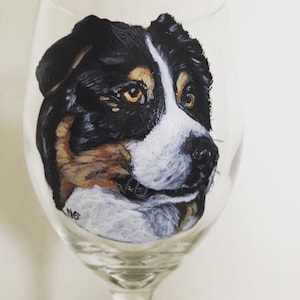 Hand painted Australian Shepherd Wine Glass.Handmade,Aussie lover,dog lover gift,dog collection,pet lover gift,wine glasses,tricolored dog