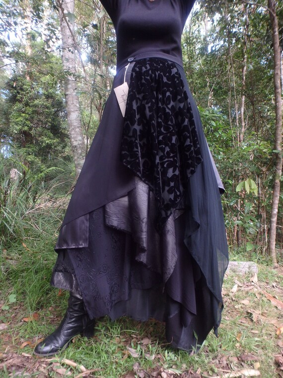 Multi-layered Goth Theme and Formal 
