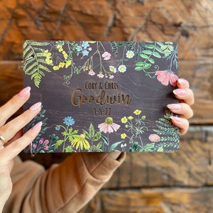 Wildflowers Wedding Guest Book, Wooden guest book, Boho Wedding, Floral Guest book, Rustic Wedding, Wedding guest book, Black Guest Book