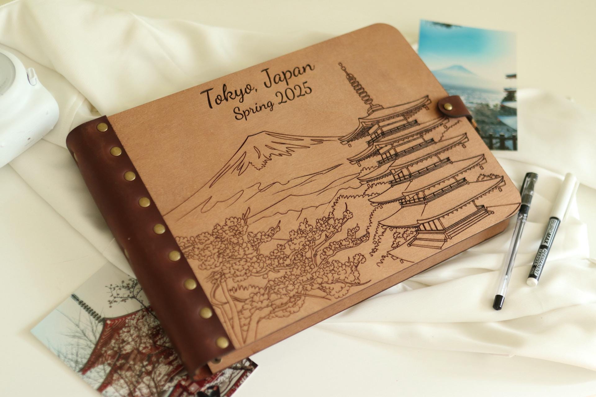 【X JAPAN】　Memorial Photo Album 確定書付き X JAPAN写真集 メモリアル・フォトアルバム |本 | 通販 | Amazon