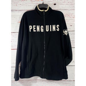 Chaqueta polar negra con cremallera completa y bordado de los Pittsburgh Penguins Old Time Hockey imagen 11