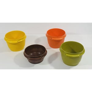 Tupperware Servalier Bowls 886 &  1323 Green Yellow Brown Orange NO Lids Vintage