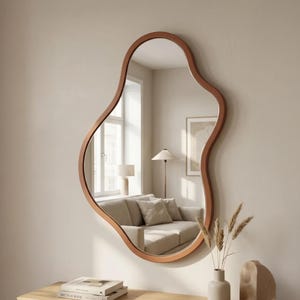 Organischer asymmetrischer Holzrahmen Wandspiegel - Moderne unregelmäßige Wanddekoration