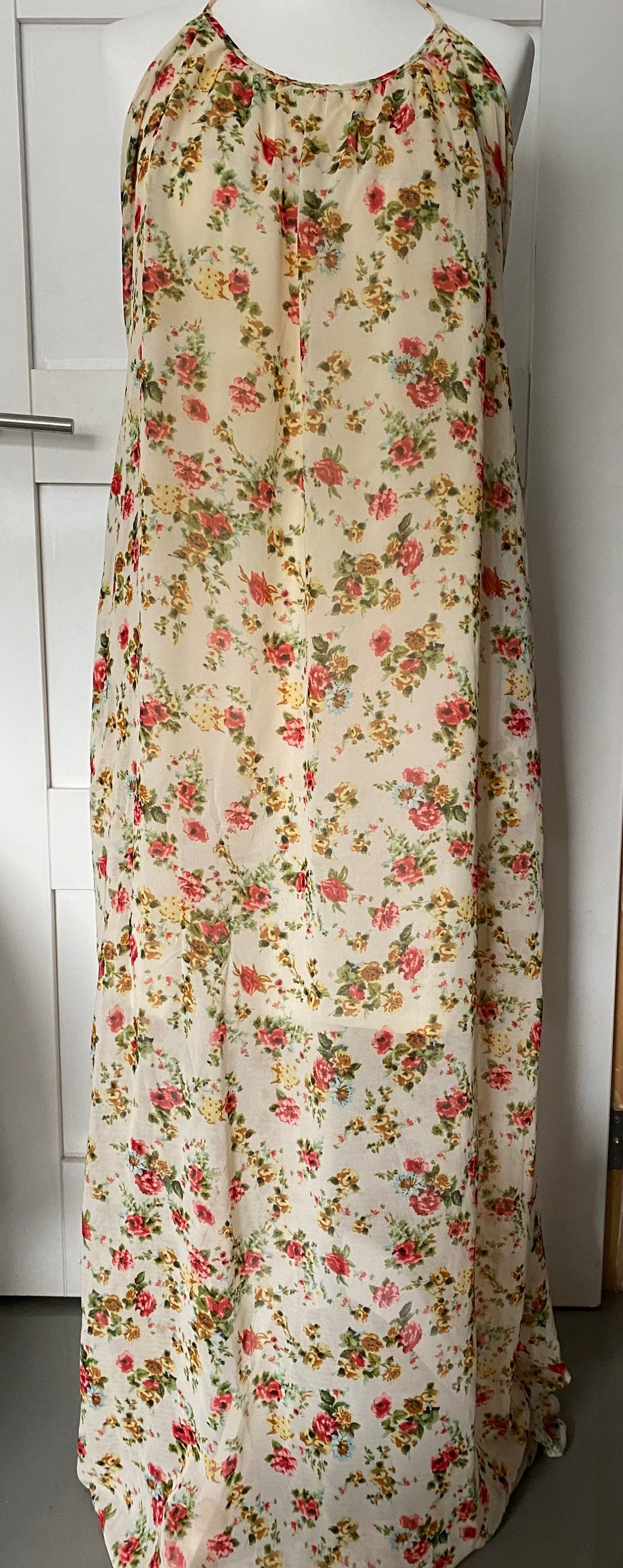 Beautiful flowy backless floral halter neck maxi dress Etsy