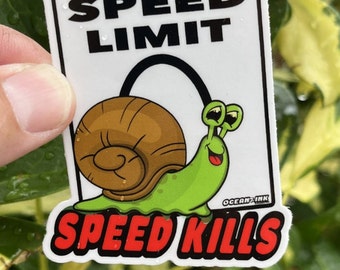 SNELHEID DODEN | Leuke slaksticker 3" | Grappige slaksticker