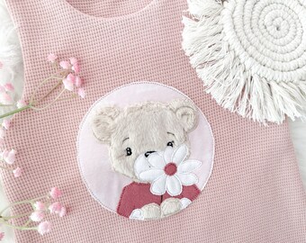 Embroidery file flower bear, 3 sizes