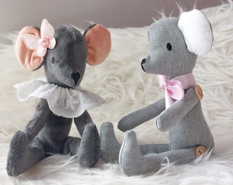 ITH Baby Mouse embroidery file, 13x18