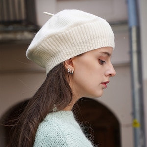 Béret en cachemire Tam de style français pour femme, béret en tricot ample, accessoire de mode automne-hiver, cadeau idéal pour elle image 1