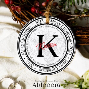 Ornamento de família personalizado - Ornamento de monograma - Ornamento de nome de letra - 2023 - Ornamento inicial personalizado - Presente de Natal - Lembrança de família
