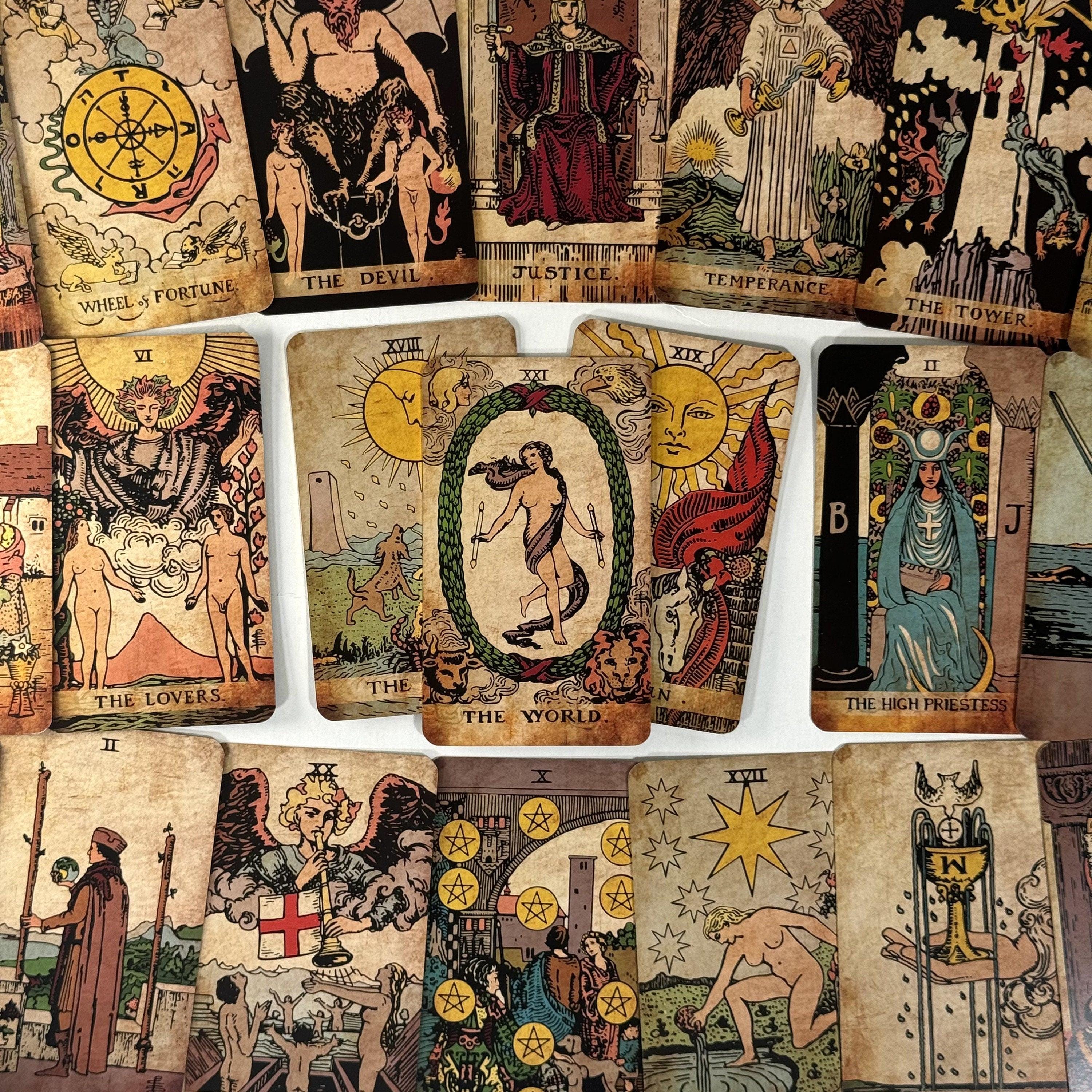 Classic Tarot Deck – 78 Gold-Edged Cards with Guidebook, Matte Finish, Great for Beginners, Elegant Design