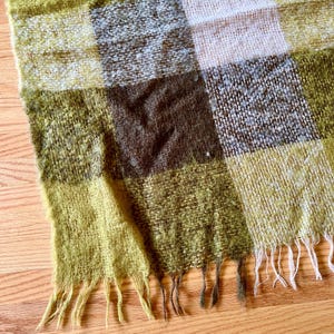 v i n t a g e / Vintage Hudson&#39;s Bay Green Plaid Blanket, Vintage Mohair and Wool. The ORIGINAL HBC Throw Lap Blanket