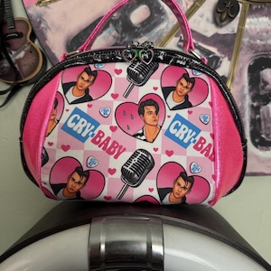 Small bowler bag, hot pink bowler bag, retro bowler bag, sewfisticated sassy, sewfisticated petite, bowler bag, small bowler bag