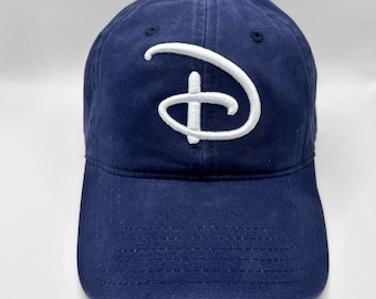 Disney  D hat
