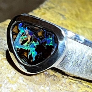 LURE PRICE Boulder Indigo Star Opal Ring in Silver