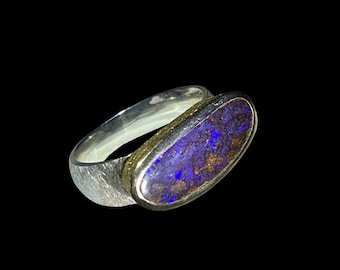 Opal Großer Tintenopal Ring in Silber mit vergoldeter Fassung