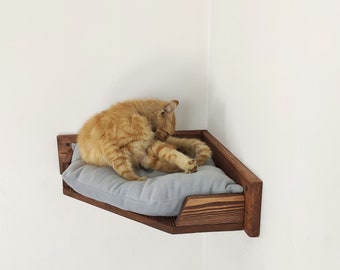 Lit d'angle mural pour chat. Étagère pour chat avec coussin confortable. Meubles minimalistes pour chats d'intérieur. Perchoir mural pour chat grimpant