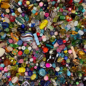 200 Piece Glass Assorted Loose Beads 7ozBulk Mixed Lot 1 Craft Jewelry immagine 5