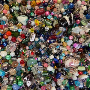 200~* Piece Glass Assorted Loose Beads **7oz+**Bulk Mixed Lot #2 Craft Jewelry!! image 9