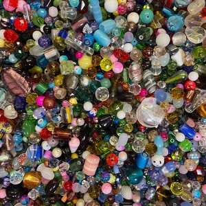 200 Piece Glass Assorted Loose Beads 7ozBulk Mixed Lot 1 Craft Jewelry immagine 6