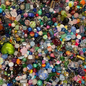 200~* Piece Glass Assorted Loose Beads **7oz+**Bulk Mixed Lot #2 Craft Jewelry!! image 3