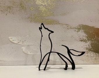 Howling Wolf minimalist line sculpture
