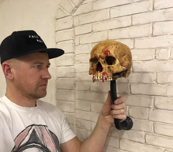 Skull hat holder deals