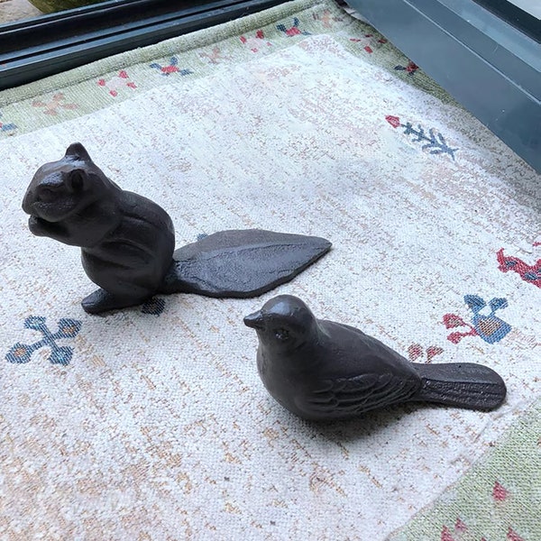 Cast Iron Squirrel/ Bird Door Stop