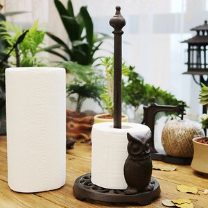 Retro Cast Iron Paper Towel Holder image 3